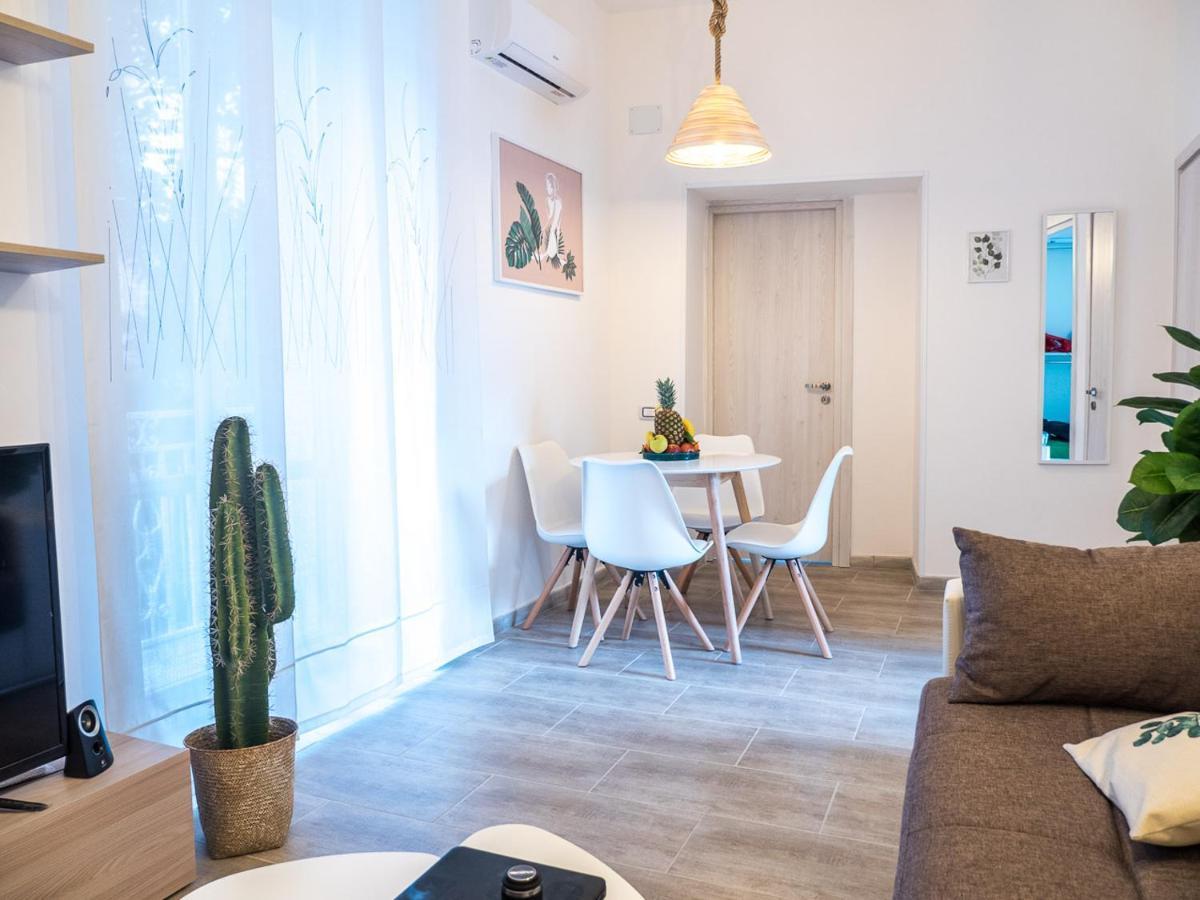 Chiaia Premium Flat, Naples Center, Near Seaside Apartment Bagian luar foto