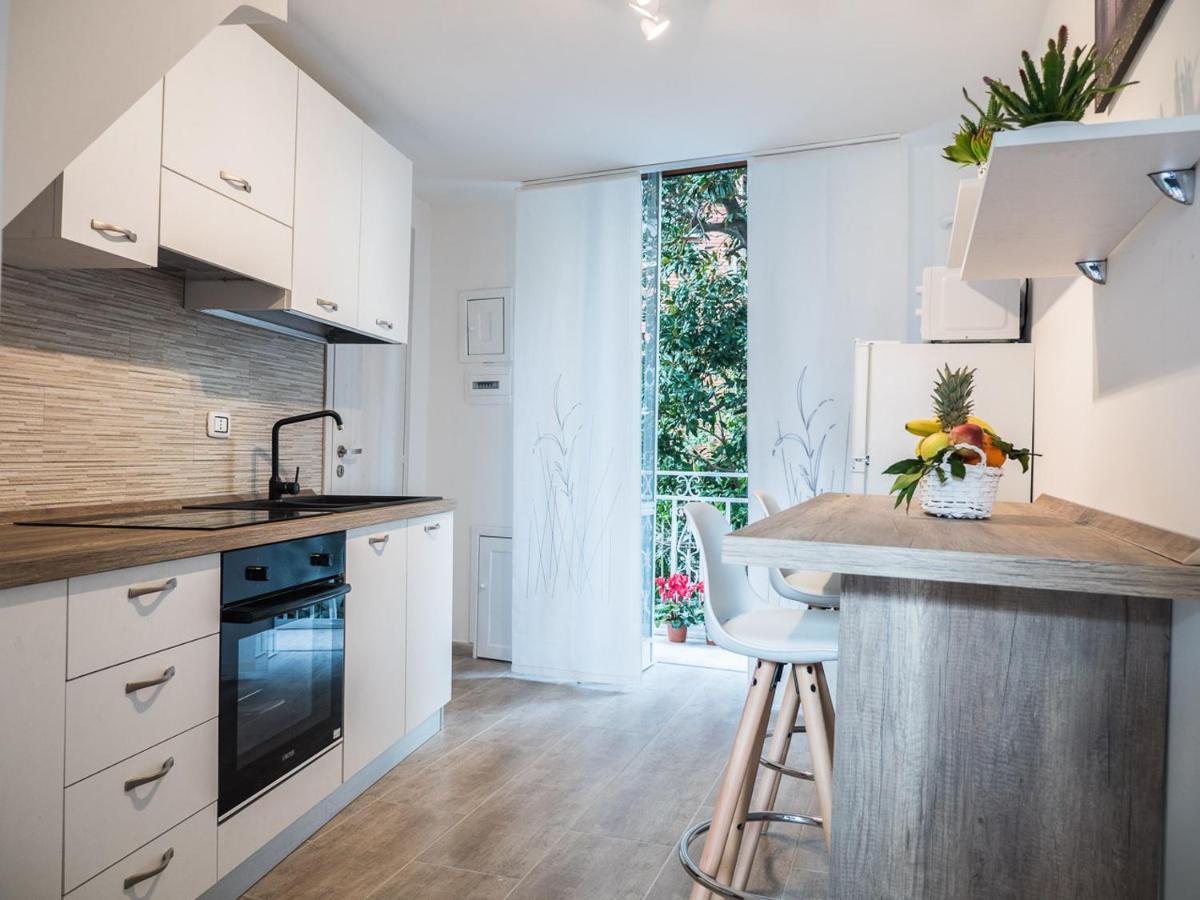 Chiaia Premium Flat, Naples Center, Near Seaside Apartment Bagian luar foto